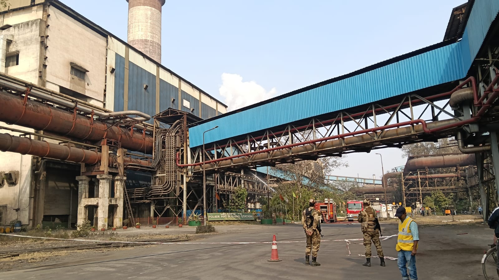 भिलाई स्टील प्लांट के PBS-2 में भीषण आग, पूरा क्षेत्र सील; करोड़ों के नुकसान की आशंका