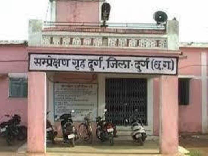 दुर्ग में हड़कंप: बाल संप्रेषण गृह से तीन नाबालिक फरार, पुलिस तलाश में जुटी