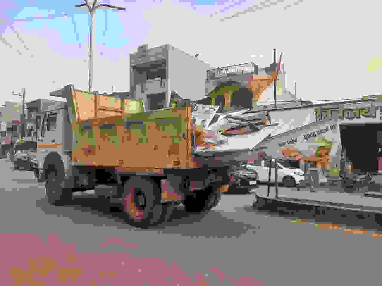 अवैध होर्डिंग पर जागा भिलाई निगम, 200 से ज्यादा स्थानों पर की हटाने की कार्रवाई