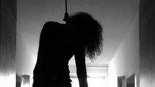 भिलाई में विवाहिता ने मायके में लगाई फांसी