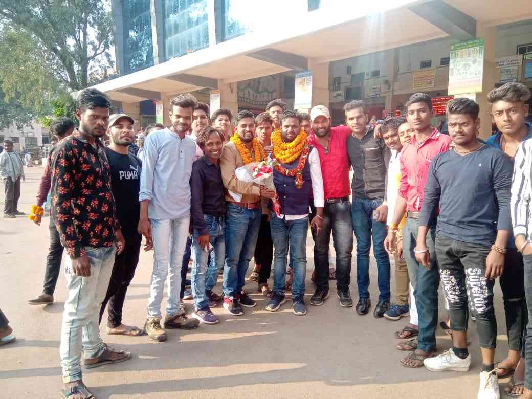 जिला ग्रामीण अध्यक्ष का नियुक्ति के पश्चात दिल्ली से प्रथम नगर आगमन पर स्वागत