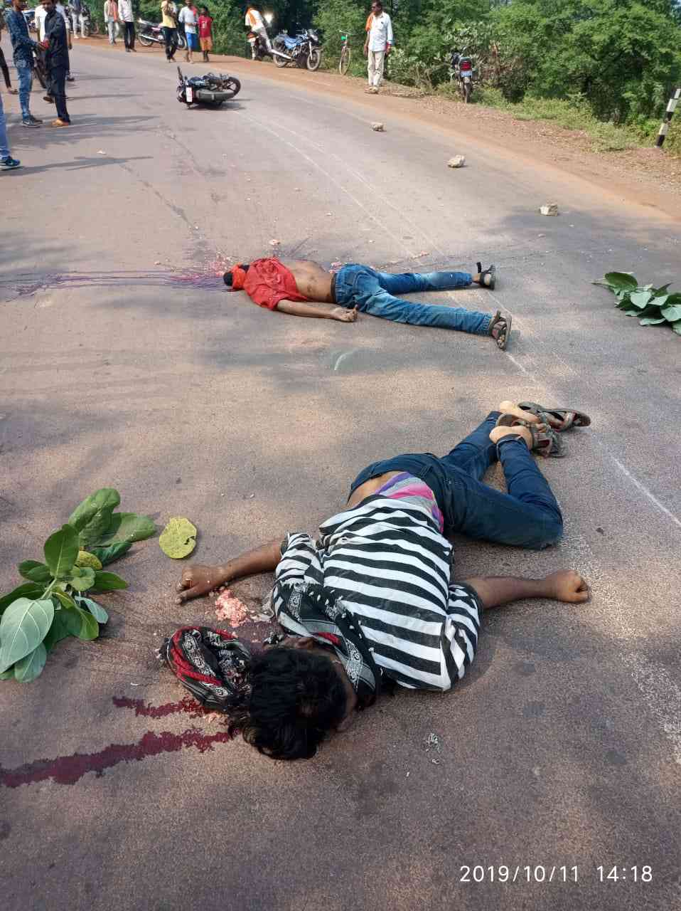 भिलाई के स्मृति नगर में तेज रफ्तार ट्रक के चपेट में आने से दो युवक की मौत....