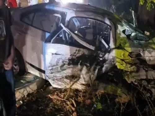 कांकेर में भीषण सड़क हादसा: दो कारों की टक्कर में 6 की मौत, कॉन्स्टेबल का परिवार उजड़ा