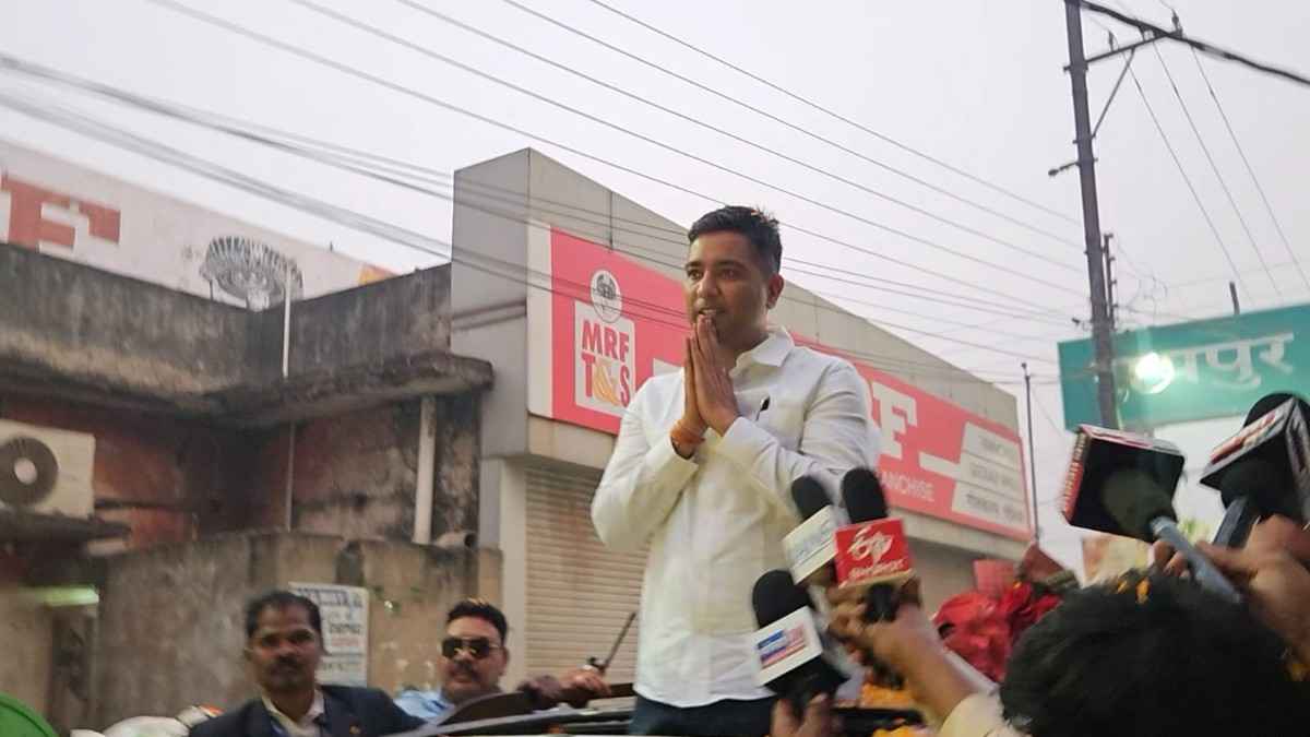 168 दिनों बाद चैतन्य बघेल रिहा, भिलाई-3 में समर्थकों ने किया भव्य स्वागत