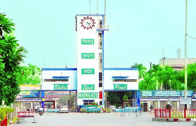 बीएसपी के कैन्टीन के  मीनू   में   सिर्फ शाकाहारी ,बैकडोर  से   मिल   रहा  मासाहारीी खाना